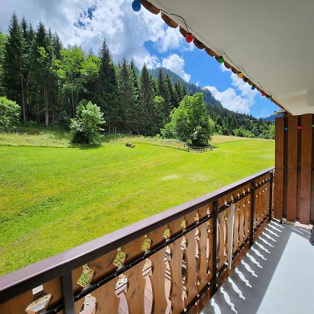 Cocon A Chatel Exterior photo